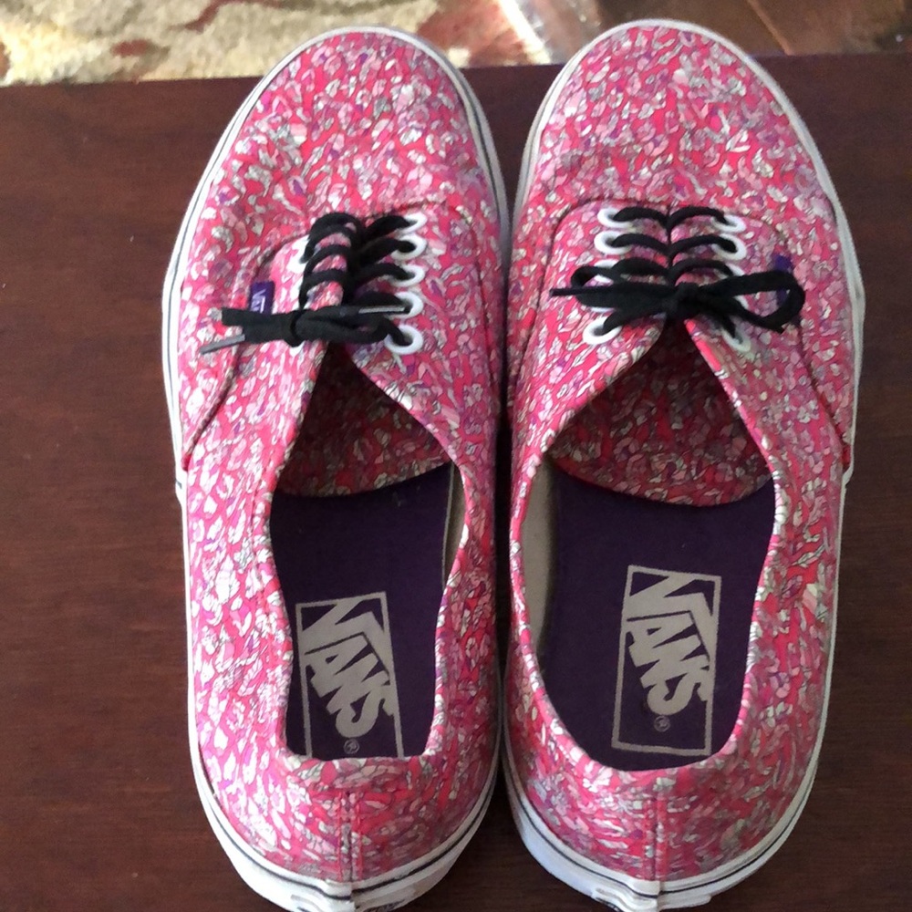 Vans Pink Patterned Canvas Shoes NWOB 8.5 - Picture 4 of 7